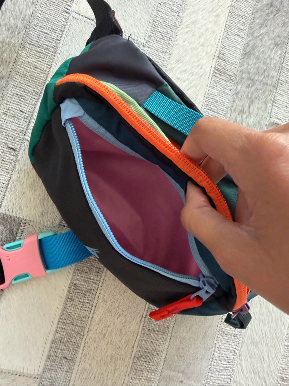 Cotopaxi mini belt bag 🌈 - Picture 5 of 5